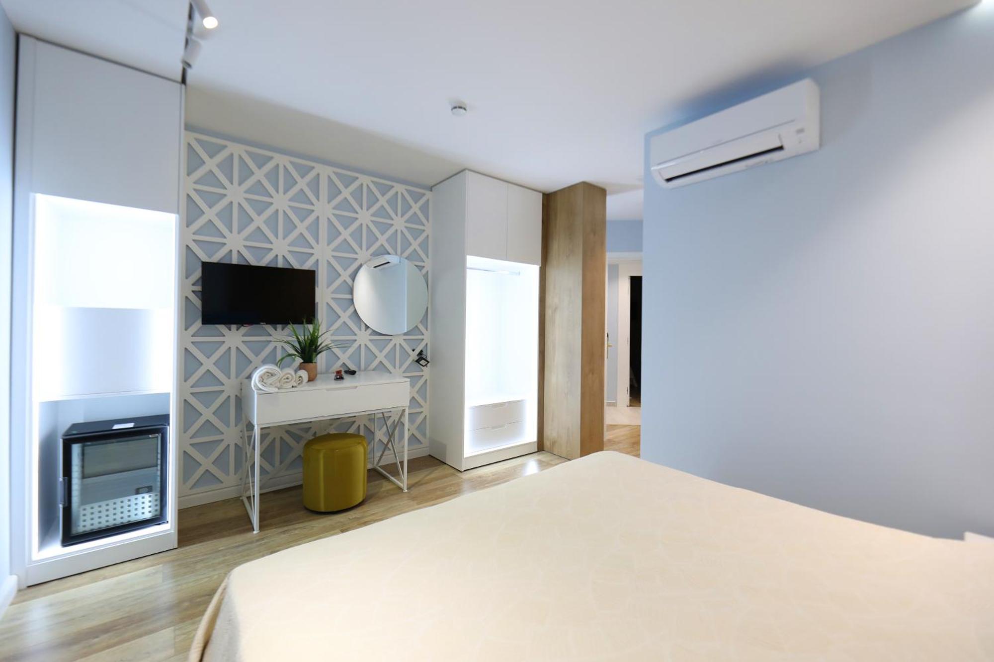 Veranda Boutique 1 3* Wlora